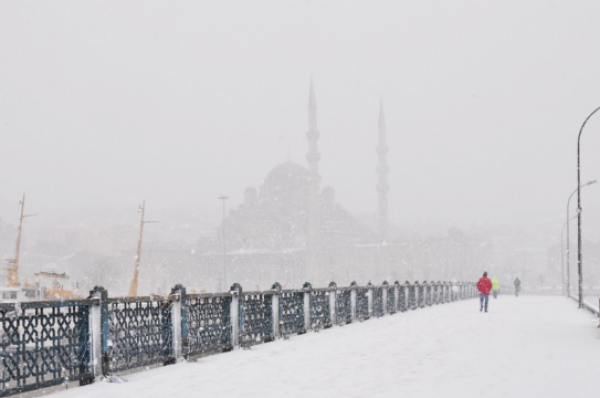 İstanbul İçin Yoğun Kar Yağışı Uyarısı