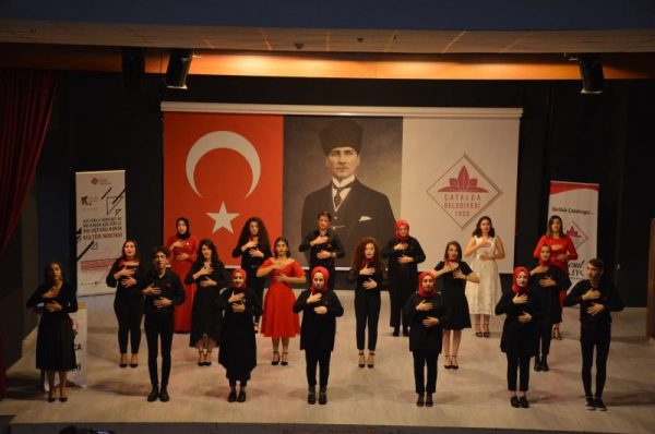 İşaret Dili Korosundan Muhteşem Konser