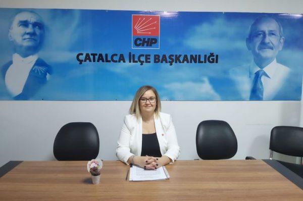 CHP ÇATALCA KADIN KOLLARI “KADINA ŞİDDETE HAYIR” DEDİ